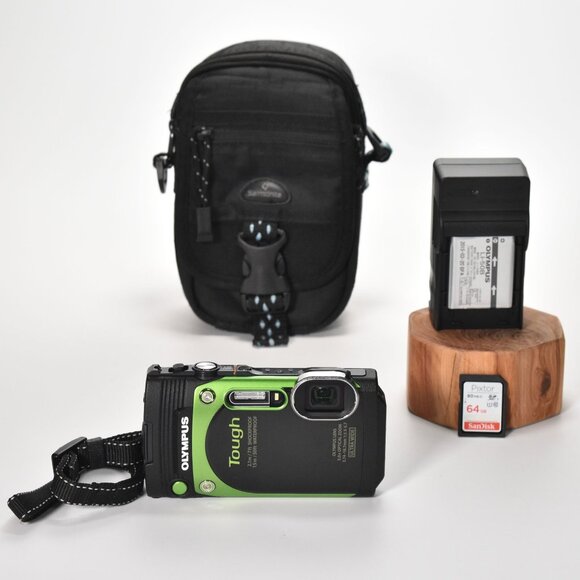 Olympus TOUGH TG-870 Digital Camera 16MP 5x Optical Zoom WiFi HD Video 64GB SD - Picture 1 of 15